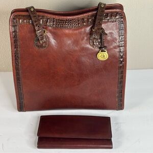 Brahmin Rich Mahogany Leather Embossed CrocTrim Shoulder Bag & 14.5”X4.5”X14.5””